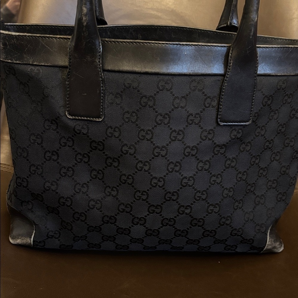 Authentic GUCCI Black GG Nylon Monogram Leather Abbey Medium Tote Bag - Picture 9 of 16